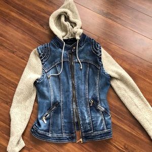 Denim jacket with Sweater sleeves and hood